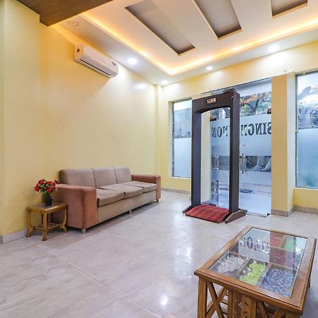 Fabexpress Sinon Hotel New Delhi Exterior photo