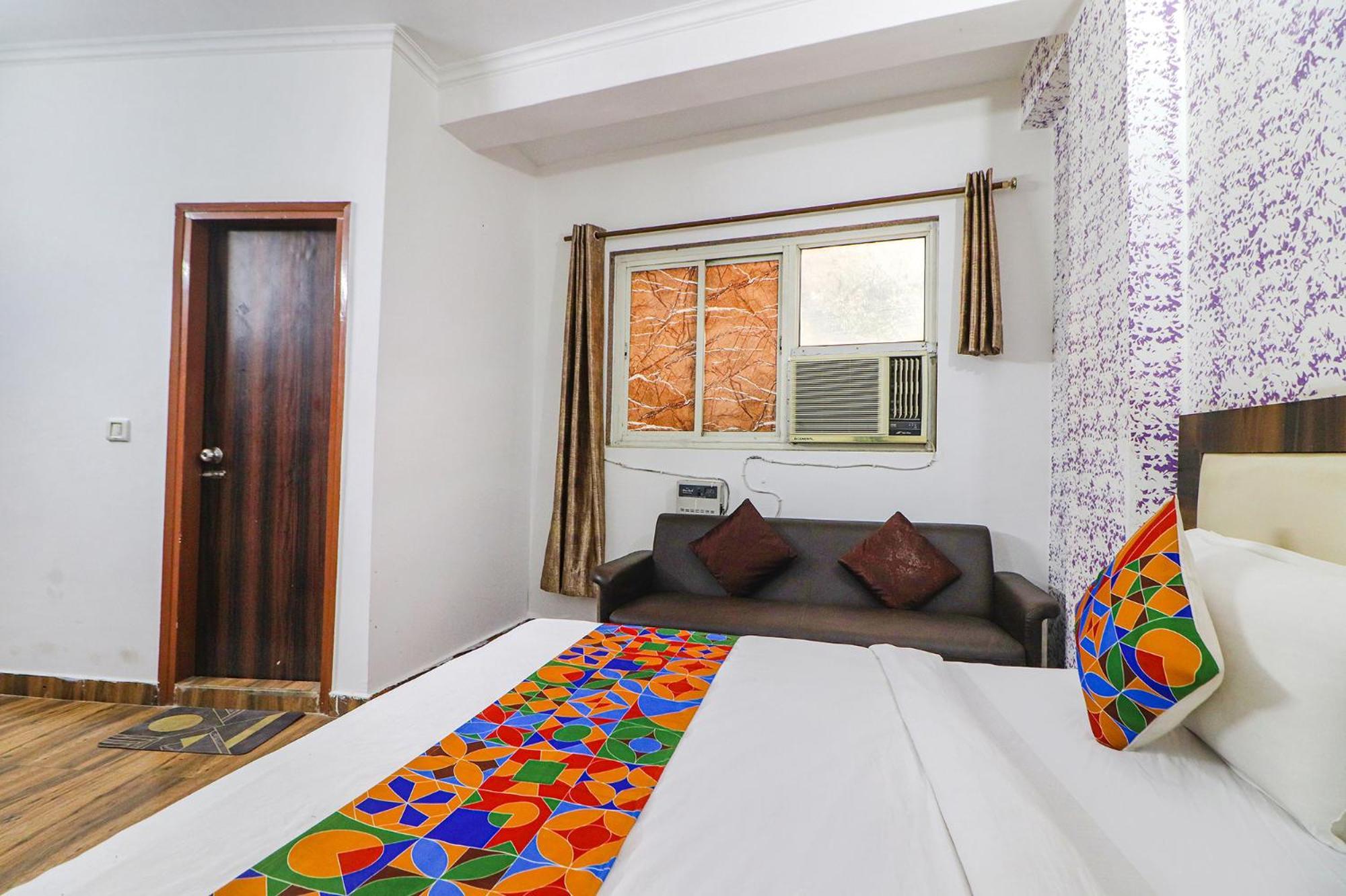 Fabexpress Sinon Hotel New Delhi Exterior photo